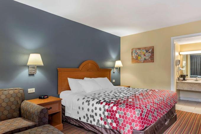 Econo Lodge Erlanger Eksteriør bilde