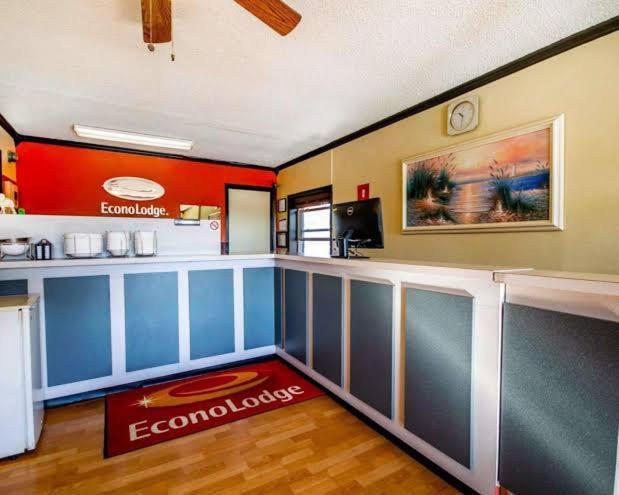 Econo Lodge Erlanger Eksteriør bilde